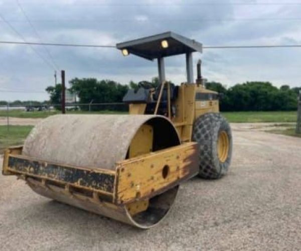 2002 CATERPILLAR CS563D ROLLER COMPACTOR OPEN ROPS, 84- INCH DRUM 004