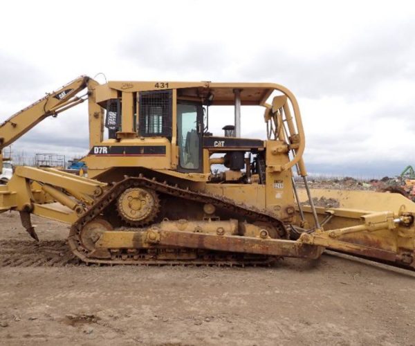 2002 CATERPILLAR D7R CRAWLER DOZE 001