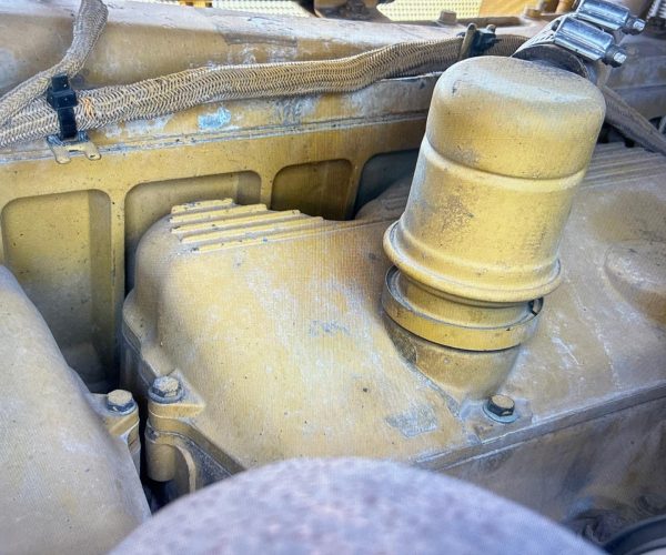 2002 CATERPILLAR D8R DOZER WITH ENCLOSED CAB & MULTI-SHANK 012