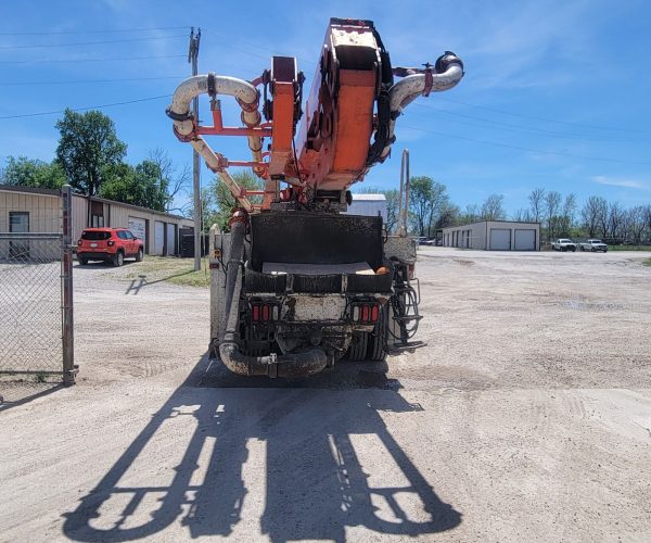 2003 39 METER SCHWING CONCRETE PUM 004