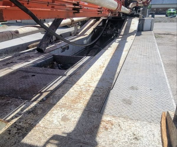 2003 39 METER SCHWING CONCRETE PUM 006