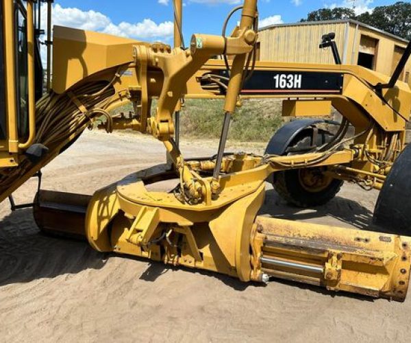 2003 CATERPILLAR 163H MOTORGRADER ENCLOSED CAB, COLD AC 012