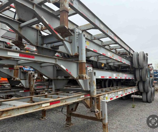 2003 CHASSIS CONTAINER 40FT WHIT 11R22.5 WHEELS 003