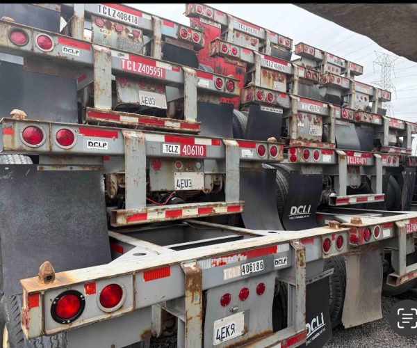 2003 CHASSIS CONTAINER 40FT WHIT 11R22.5 WHEELS 005