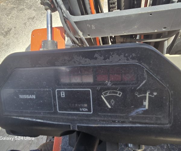2003 NISSAN FGJ02-A30V 3 TON DIESEL FORKLIFT W 3-STAGE MAST 015