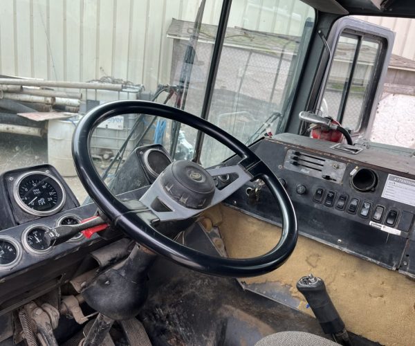 2003 SCHWING 39M CONCRETE PUMP TRUCK ON 2003 MACK 010