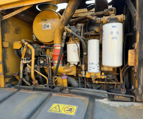 2004 CATERPILLAR 12H MOTOR GRADER WCAB 011