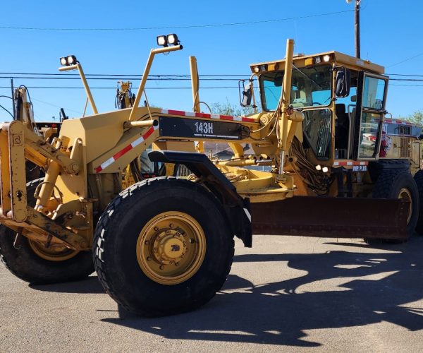 2004 CATERPILLAR 143H MOTOR GRADER ENCLOSED CAB 002