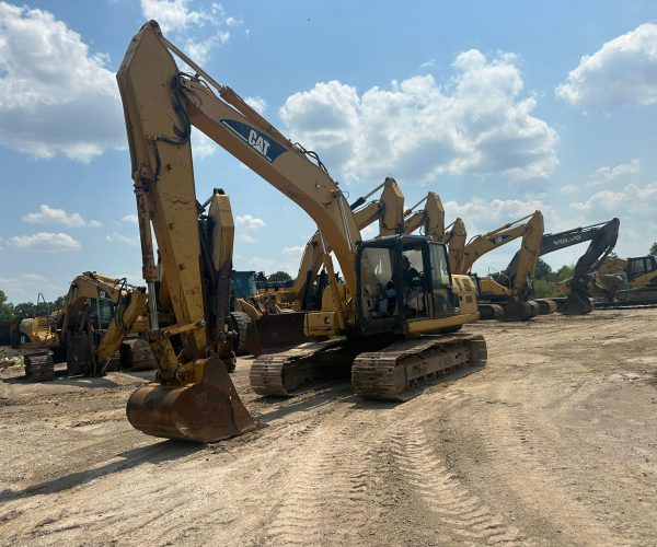 2004 CATERPILLAR 320CL TRACKED EXCAVATOR CAB HYDRAULIC THUMB 006