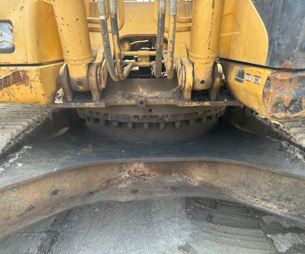 2004 CATERPILLAR 320CL TRACKED EXCAVATOR CAB HYDRAULIC THUMB 007