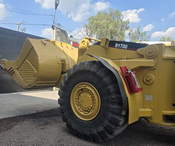 2004 CATERPILLAR ELPHINSTONE R1700 UNDERGROUND LOADER 005