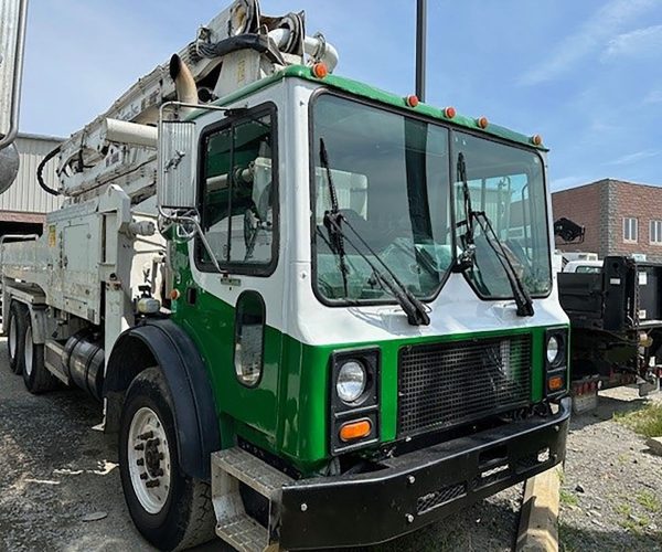 2004 CONCORD 28M CONCRETE PUMP 001