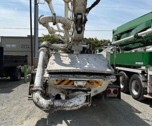 2004 CONCORD 28M CONCRETE PUMP 003