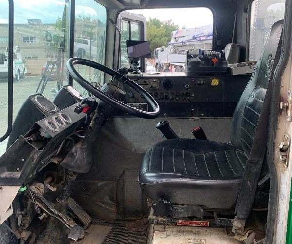 2004 CONCORD 28M CONCRETE PUMP 008