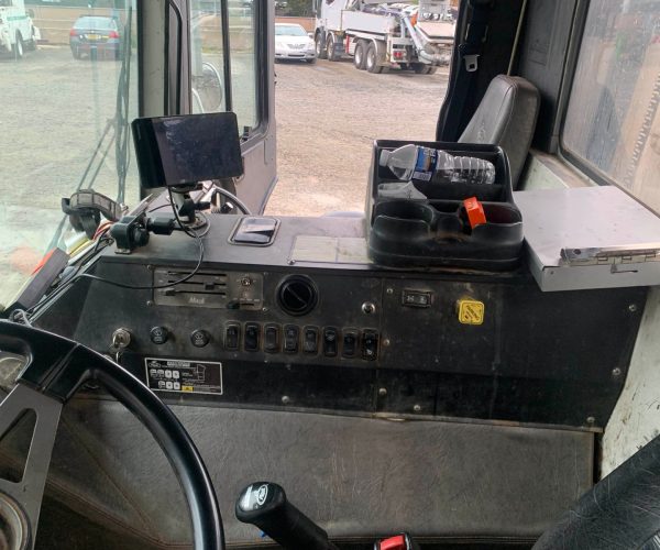 2004 CONCORD 28M CONCRETE PUMP 016