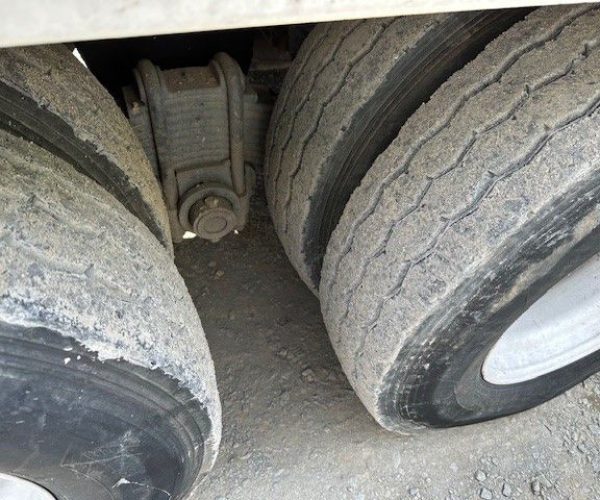 2004 CONCORD 28M CONCRETE PUMP 020