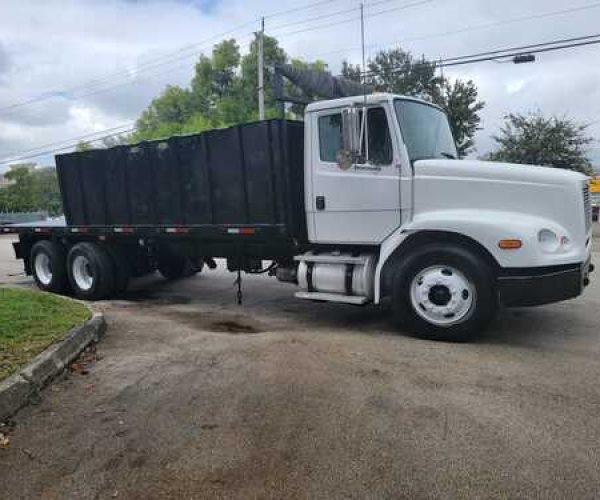 2004 FREIGHTLINER 112 FLAT BED 24 003