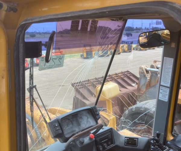 2004-KAWASAKI-115Z-WHEEL-LOADER-BUCKET-CAB-012