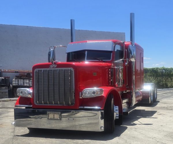 2004 PETERBILT 379 CUSTOM SHOW 002