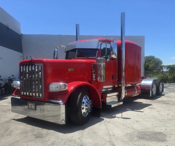 2004 PETERBILT 379 CUSTOM SHOW 004