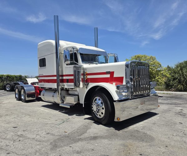 2004 PETERBILT 379 EXTENDED HOOD CUSTOM SHOW TRUCK 001