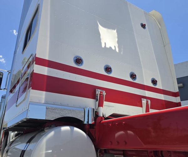 2004 PETERBILT 379 EXTENDED HOOD CUSTOM SHOW TRUCK 005