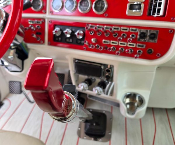 2004 PETERBILT 379 EXTENDED HOOD CUSTOM SHOW TRUCK 007