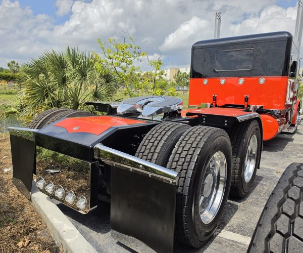 2004 PETERBILT MODEL 379 EXTENDED HOOD AWARD WINNING CUSTOM SHOW TRUCK 004