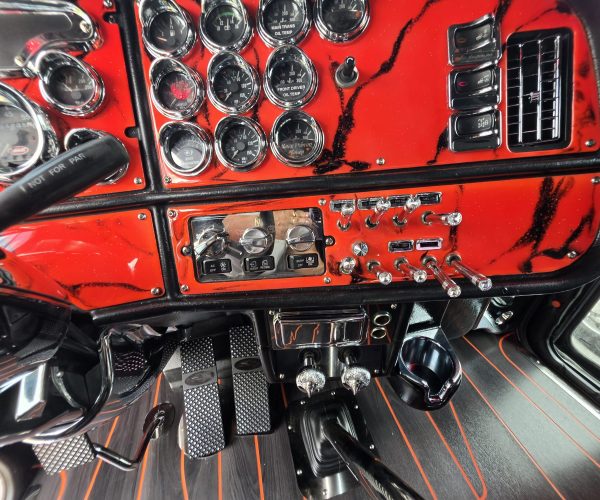 2004 PETERBILT MODEL 379 EXTENDED HOOD AWARD WINNING CUSTOM SHOW TRUCK 011