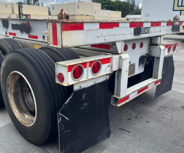 2005 & 2006 20 FT CONTAINER CHASSIS 20FT WITH SLIDING AXLES & 11R22.5 013