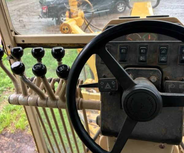 2005 CATERPILLAR 140H MOTOR GRADER ENCLOSED CAB 006