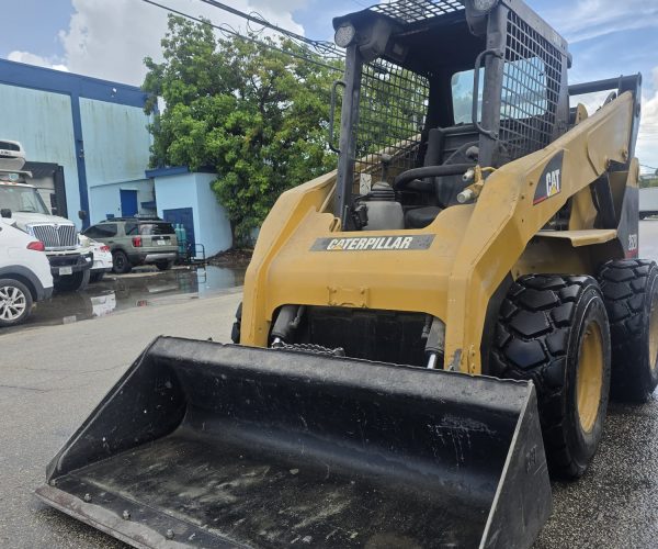 2005 CATERPILLAR 252B SKID STEER LOADER 003
