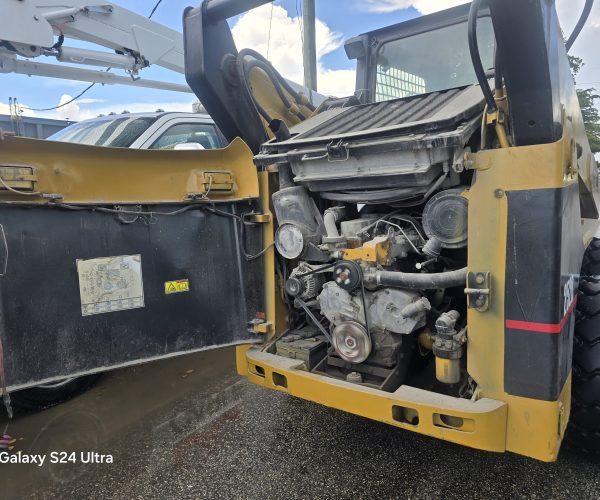 2005 CATERPILLAR 252B SKID STEER LOADER 006