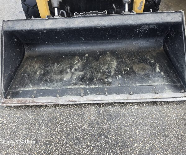 2005 CATERPILLAR 252B SKID STEER LOADER 011
