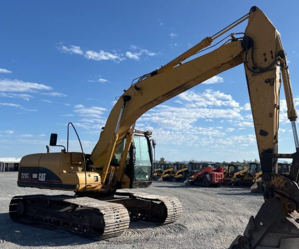 2005 CATERPILLAR 320CL ENCLOSED CAB AC & STRAIGHT TRAVEL PEDAL 001