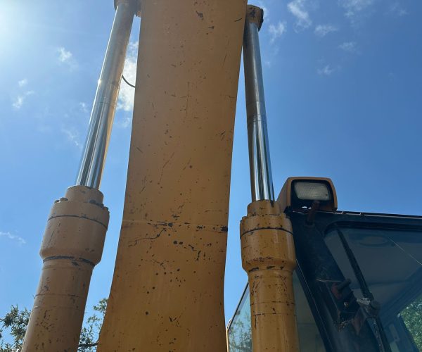 2005 CATERPILLAR 320CL EXCAVATOR ENCLOSED CAB WBUCKET AND THUMB 011