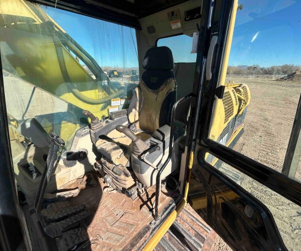 2005 CATERPILLAR 325CL EXCAVATOR ENCLOSED CAB 010