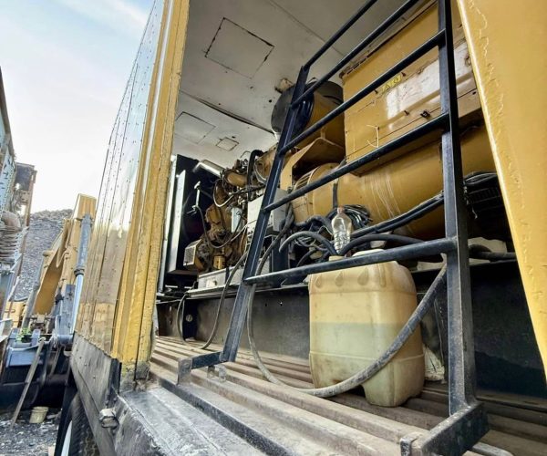 2005 CATERPILLAR 500 KW 625 KVA DIESEL GENERATOR MOUNTED 003