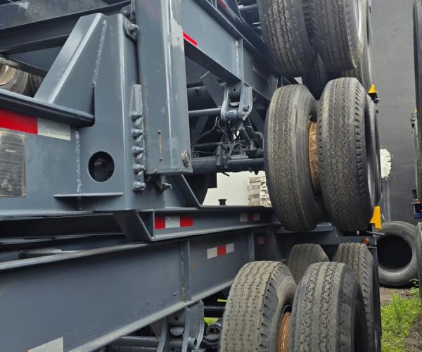 2005 CHASSIS CONTAINERS 11R22.5 WHEELS 006