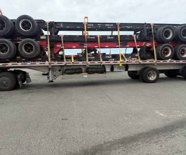 2005 CHASSIS CONTAINERS 40FT WITH 11R22.5 MILIMETRIC WHEELS 003