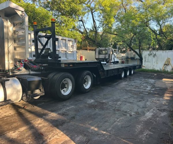 2005 INTERNATIONAL DAY CAB TANDEM AXLE TRUCK W WET 001