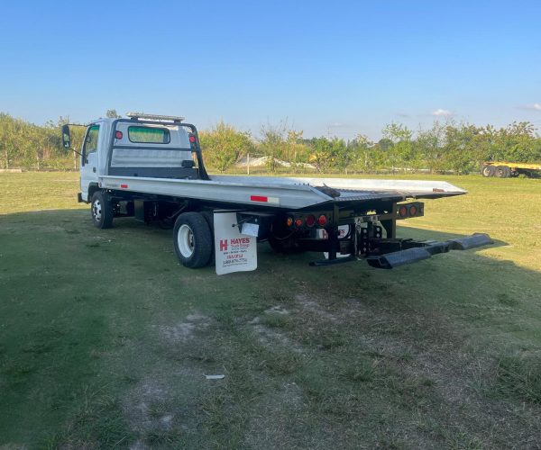 2005 ISUZU TOW TRUCK FLAT BED & WHEEL LIFT 18FT LONG FLAT ( 2 CARS) 006