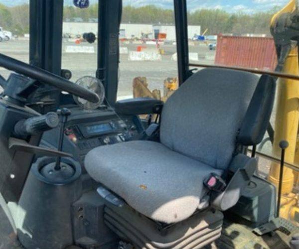 2005 JOHN DEERE 410G BACKHOE 4X2 ENCLOSED CAB, 93 IN LOADER BUCKET 005