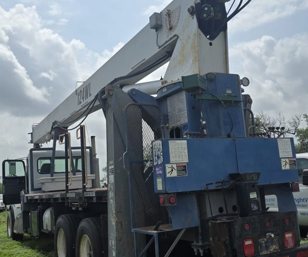 2005 MANITEX 124WL BOOM CRANE 25 TONS 004