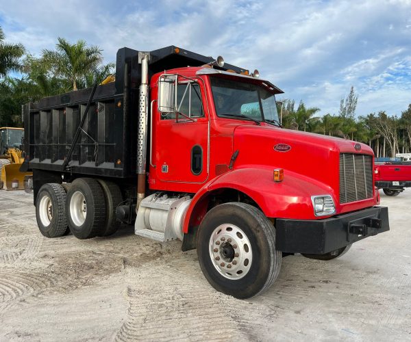2005 PETERBILT 330 DUMP TRUCK TANDEM AXLE WLIFT AXLE 001