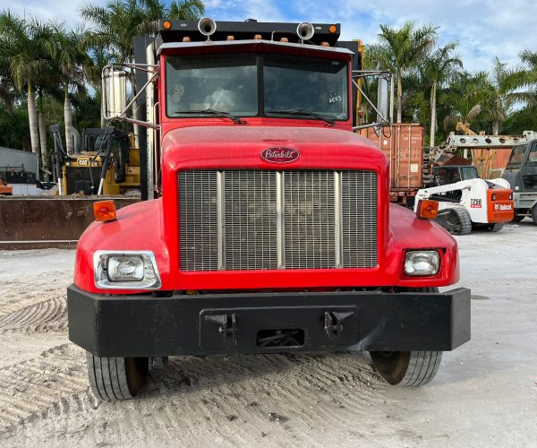 2005 PETERBILT 330 DUMP TRUCK TANDEM AXLE WLIFT AXLE 003