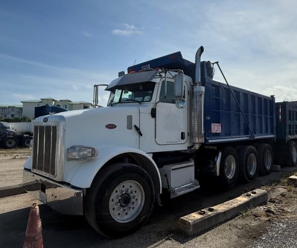 2005 PETERBILT 357 DUM TRUCK TRI-AXLE 003