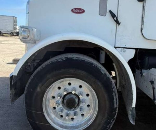 2005 PETERBILT 357 DUM TRUCK TRI-AXLE 004