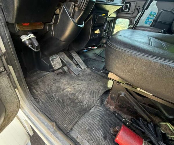 2005 PETERBILT 357 DUM TRUCK TRI-AXLE 008