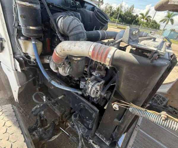 2005 PETERBILT 357 DUM TRUCK TRI-AXLE 019